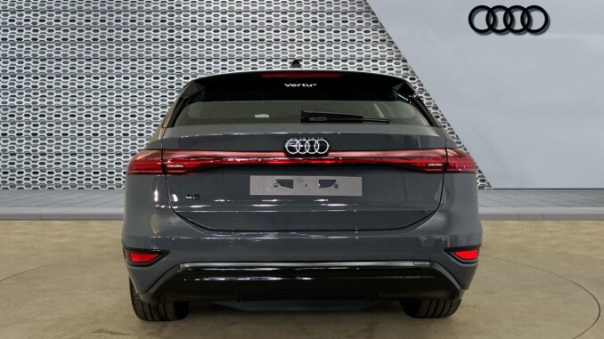 Audi A6 210kW 83kWh Sport 5dr Auto Electric Estate - Image 8